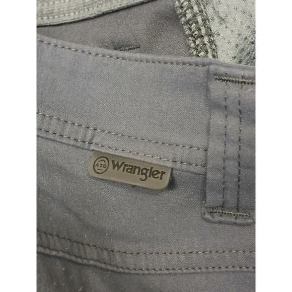 Wrangler All Terrain 34x34 Nylon Gray Zipper Pocket Straight Jeans/Pants - Picture 8 of 12